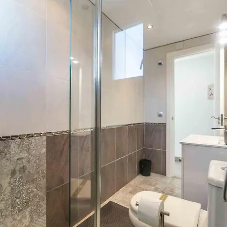 Apartment Center