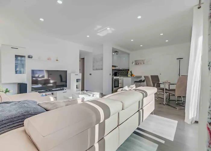 Apartment Center *